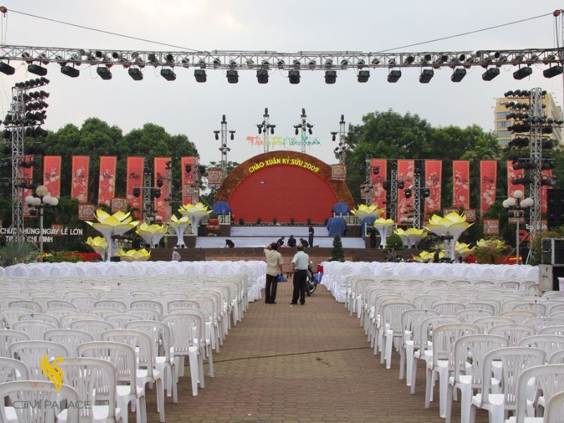 Trang-tri-su-kien-ngoai-troi